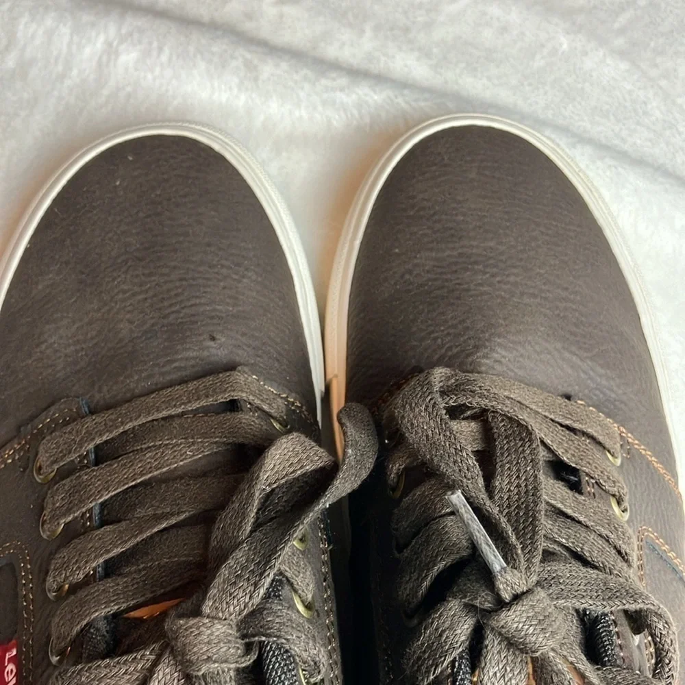 Levi's Alpine Tumbled Stacked Synthetic Leather Casual Lace-up Sneaker Men's 9.5